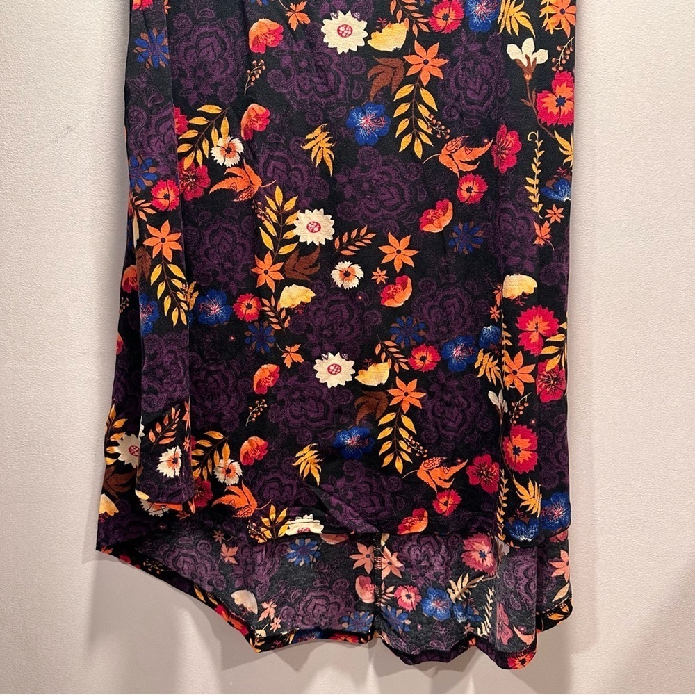 LulaRoe Carly Swing Dress with Front Pocket Loose & Relaxed Fit Stretchy XS 2-4 - Picture 7 of 13